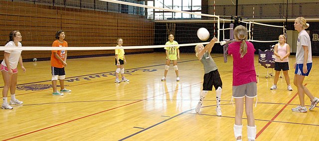 BHS alumna Brown enjoys summer volleyball camps | BaldwinCity
