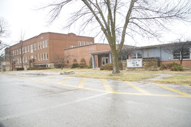 Baldwin USD 348 Board of Education received on Monday a report from district administrators making recommendations of the future use of all district facilities. Among its recommendations was the construction of a new multi-use building to house district administrative offices, a bus barn and other programs with the sale of the old Middle School on Chapel Street.