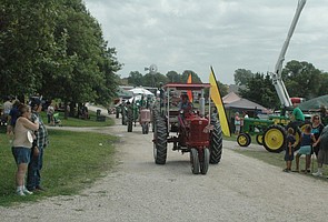 Tractor Daze 2015