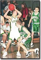 COLBY KOOSER of Basehor-Linwood (4) looks for an open man during
Thursday's 62-32 home victory over DeSoto. The Bobcats will play
Park Hill in the semifinal round of the Basehor-Linwood
Invitational on Thursday, Jan. 18.