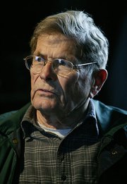 Bill McGraw, a lifelong Tonganoxie-area farmer, feels he was dealt
an unfair blow by a Kansas City, Mo., television station.
